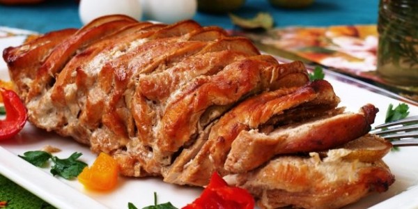 
            Как приготовить сочное мясо в духовке: 10 лучших рецептов        
