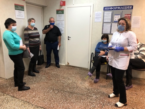 Пациенты уже сегодня получают советы о том, как не навредить своему здоровью в преддверии продолжительных праздничных каникул