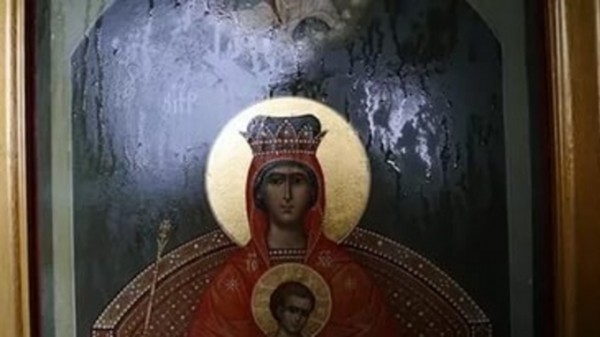 Что такое миро и почему иконы начинают мироточить в церкви, в квартире Что такое миро и почему иконы начинают мироточить в церкви, в квартире