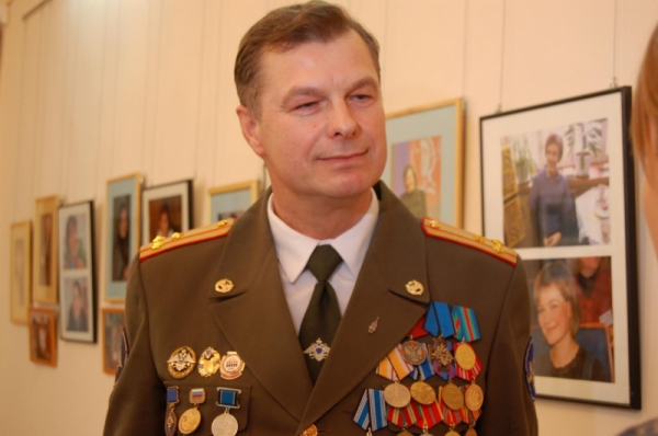 От лица моего и до сырой земли кланяемся &hellip;