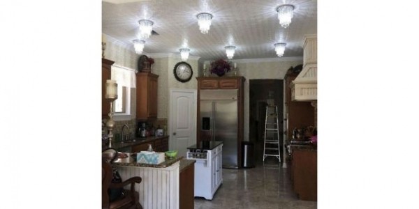 
            Адские кухни: 20 примеров ужасного дизайна и непродуманных решений        