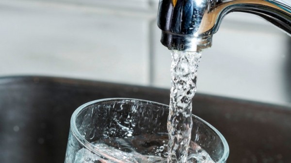 Шуточные шепотки: чтобы не отключали воду и поскорее дали свет